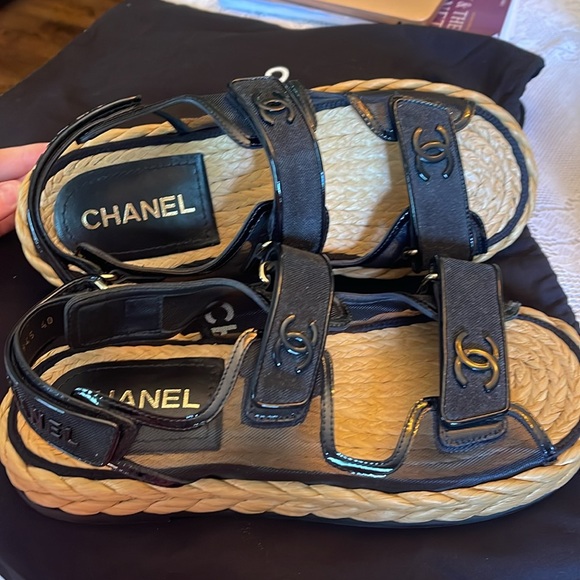 CHANEL 2022 Espadrilles Women’s Dad Sandals Size 40 NEW Braided Raffia CC Logos - Picture 3 of 12